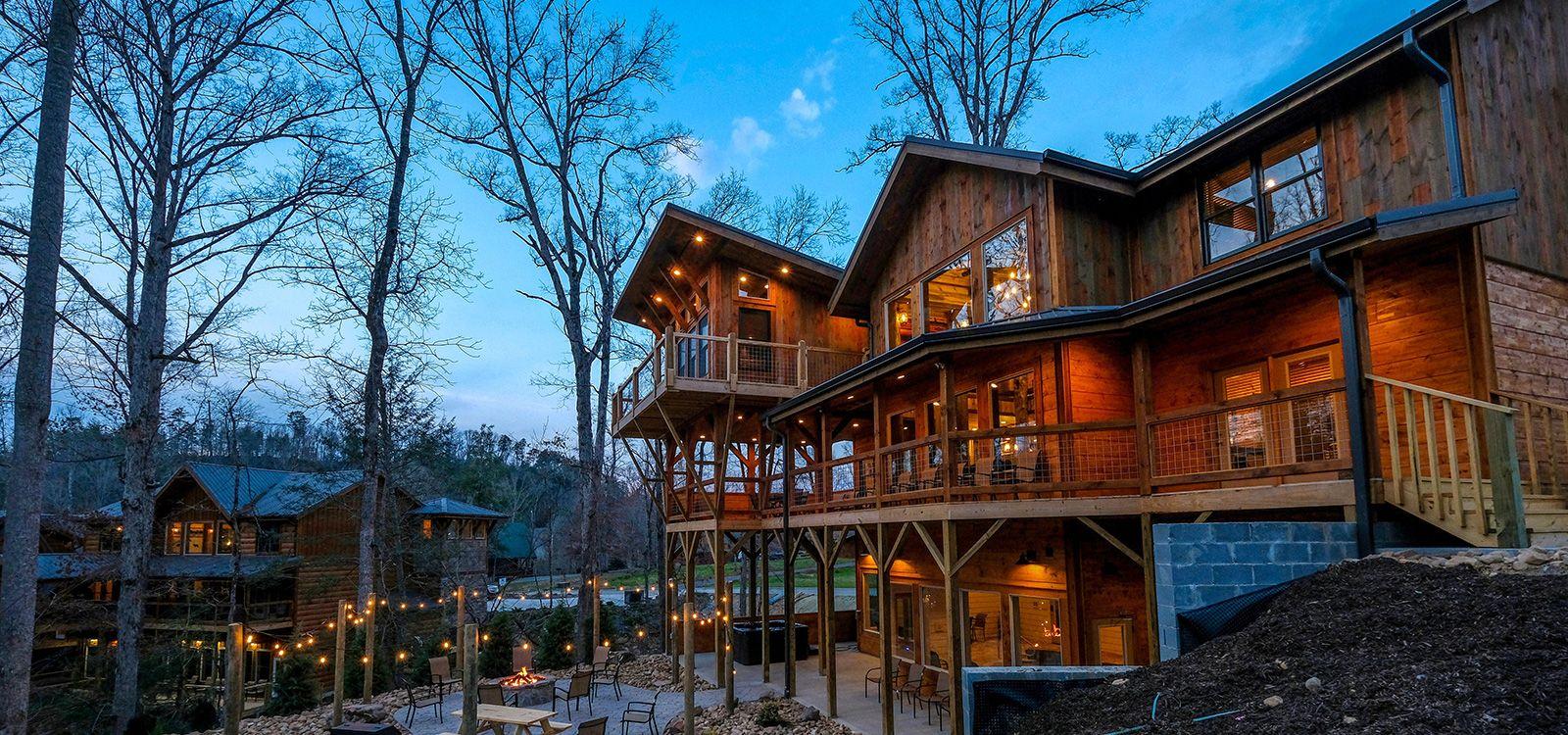 Pigeon Forge cabin rentals with hot tub
