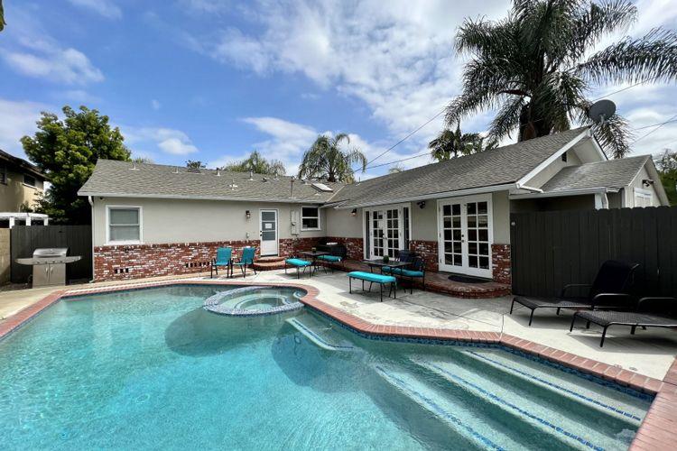 Anaheim 17 Anaheim vacation rentals near Disneyland