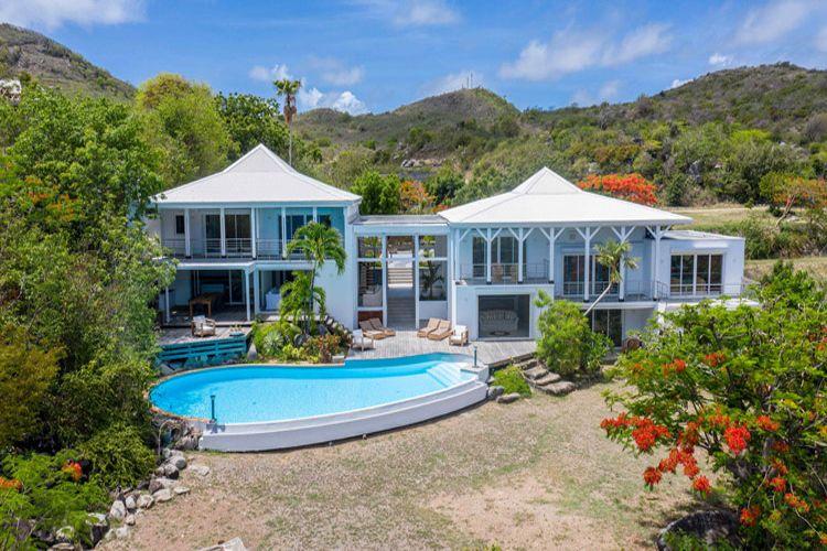 Caye Blanche Anse Marcel villa with pool, surrounded by forest