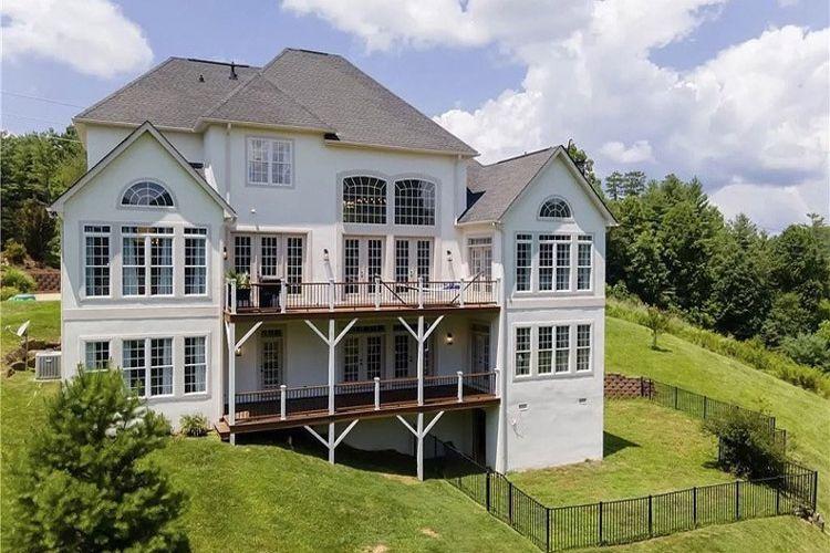 Asheville 2 grand multi-story vacation rental with landscaped gardens