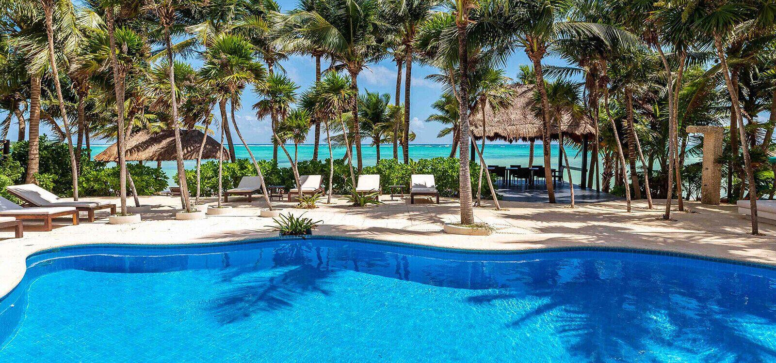 Beachfront vacation rentals Mexico, Casa Yardana poolside, Top Villas