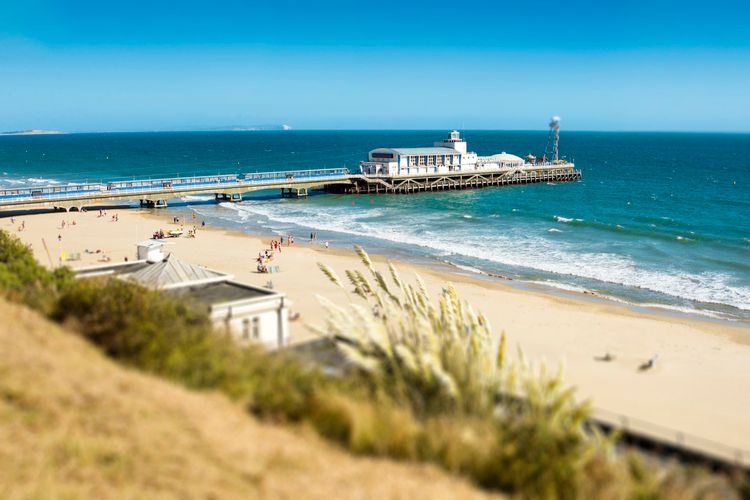Best beaches near London, Bournemouth Beach, Top Villas