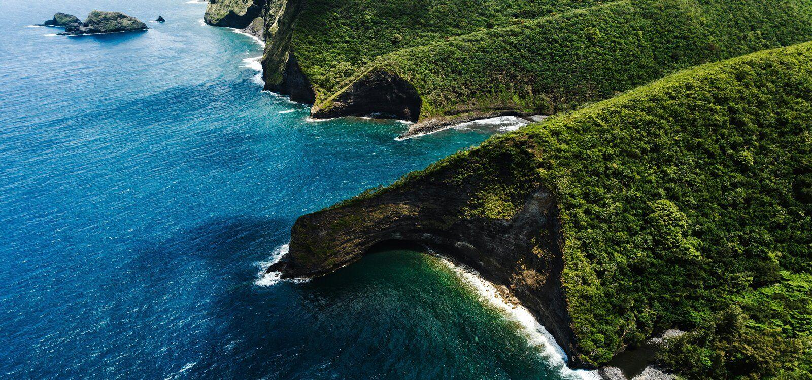 Big Island villas and vacation rentals, Hawaii island, aerial view, Top Villas