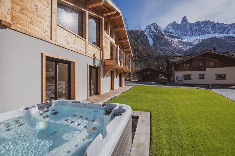 Chalets in Chamonix with hot tub, Chamonix 12, Top Villas