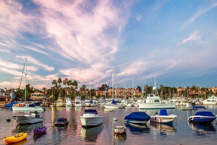 Newport Beach boats, Top Villas vacation rentals, faqs