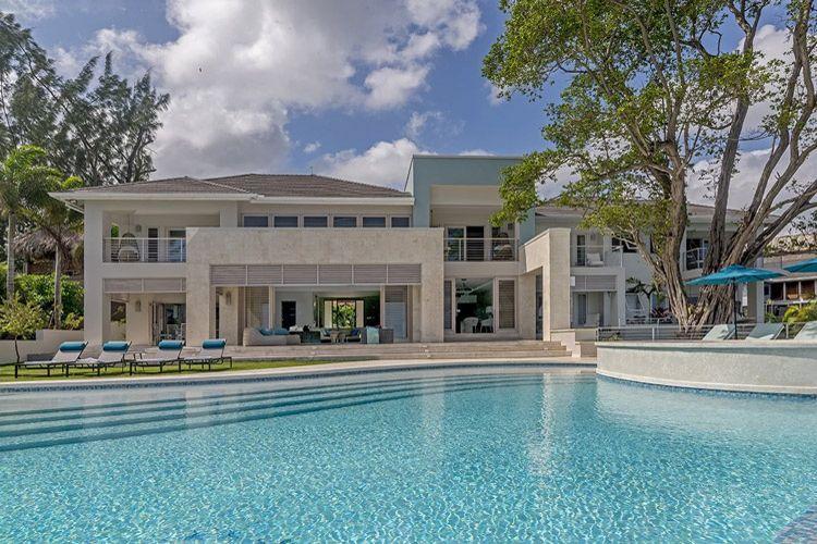 Buttonwood Reef and Seabiscuit Cottage in Ocho Rios with private pool