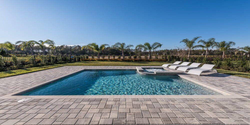 Orlando short stay rentals. Encore Resort 431 pool