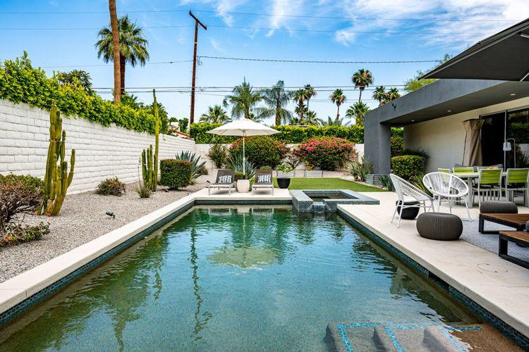 Palm Springs 100 villa with pool