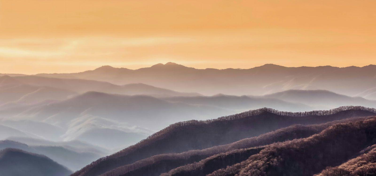 Pigeon Forge cabins, view of the Smokies, Tennessee