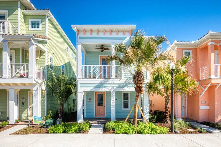 2 bedroom villas near Disney World Margaritaville 44