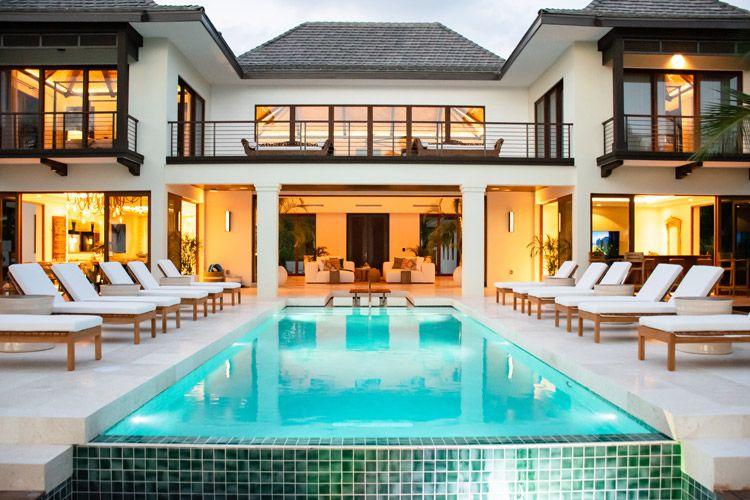 Kempa Kai villa in Rum Point with pool