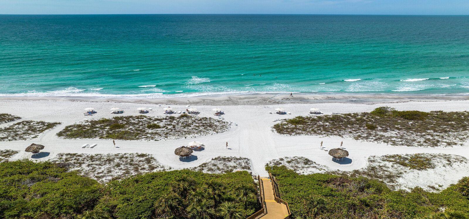 View of Longboat Key beach in Sarasota