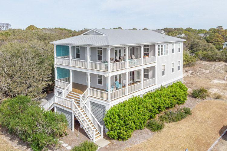 Sea Islands 5 vacation rental on the beach