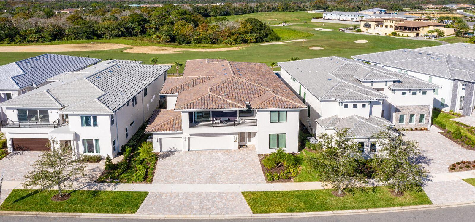Orlando Airbnb alternatives included these side by side villas in Bears Den Reunion Resort in Orlando