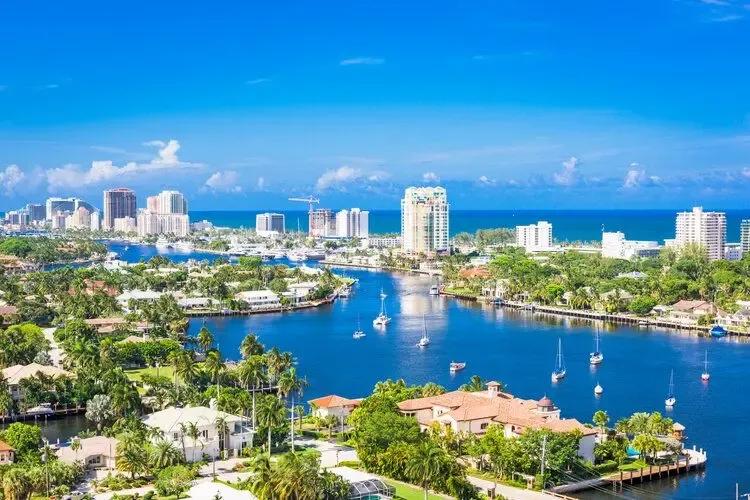 tampa vs fort lauderdale