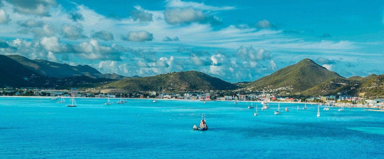 Terres Basses coastline