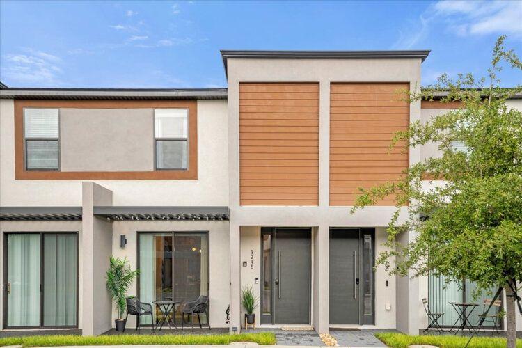 The Hub at Westside, townhome rental facade, Top Villas