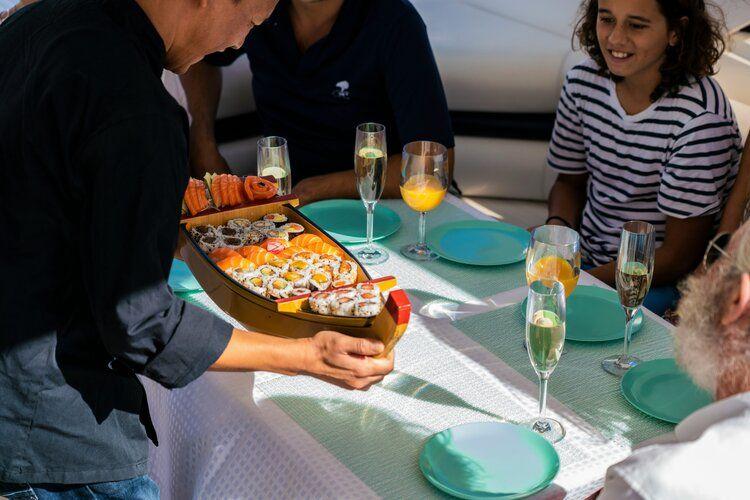 Top Villas concierge, boat charter, private chef