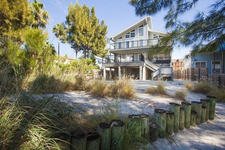 Treasure Island 4 Pet friendly Clearwater vacation rentals