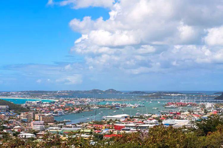 Grand Casr bay and harbor with yachts in the water