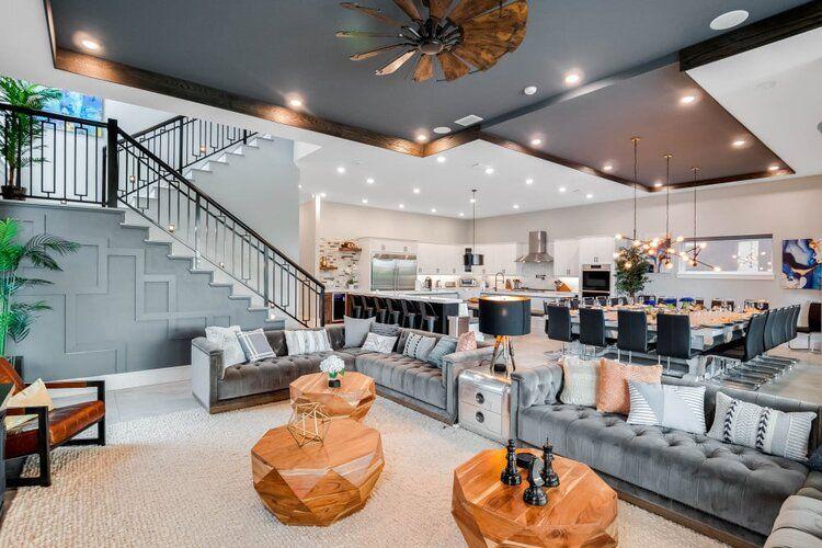 Vacation rentals Disney World sleeps 20, Bears Den 1706