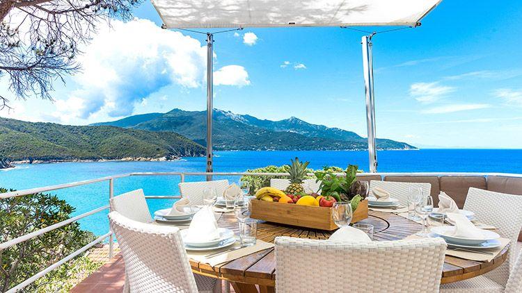 Villa Occhiata in Livorno with a view of the sea