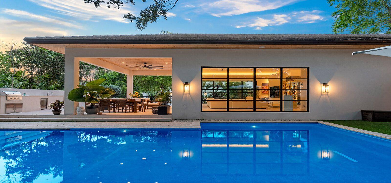 Villas in Miami with private pool, Miami 15