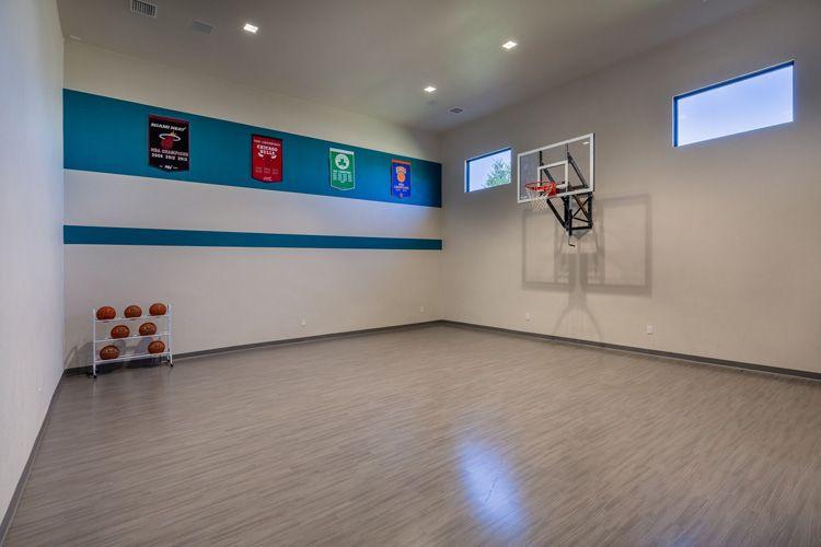 Reunion Resort 15000 basketball court