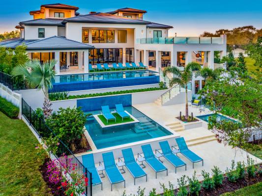 Reunion Resort 15000