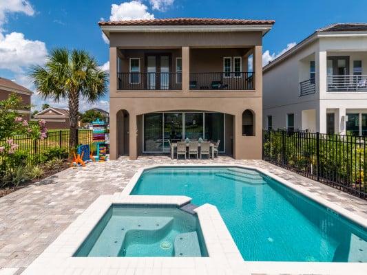 Reunion Resort 667 5 bedroom vacation rentals in Orlando Florida