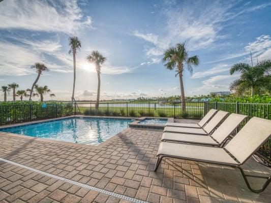 Margaritaville 99 large holiday cottages