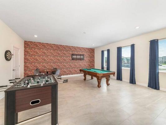 Storey Lake Resort 250 rental with game room