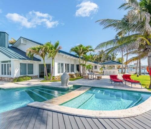 https://www.thetopvillas.com/destinations/florida/miami/miami-43