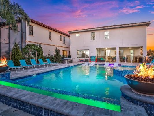 Reunion Resort 928 vacation rentals near Epcot