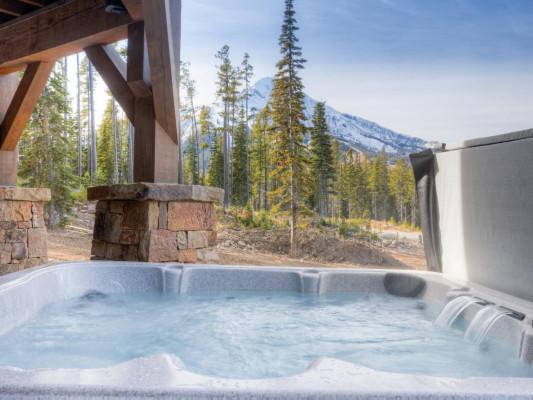 Big Sky 21 Yellowstone vacation rentals with hot tubs