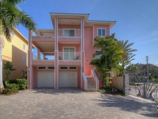 Indian Rocks Beach 21 beachfront rental near Legoland
