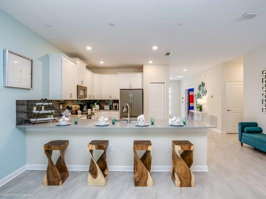 9 bedroom vacation rentals in Orlando Storey Lake Resort 267