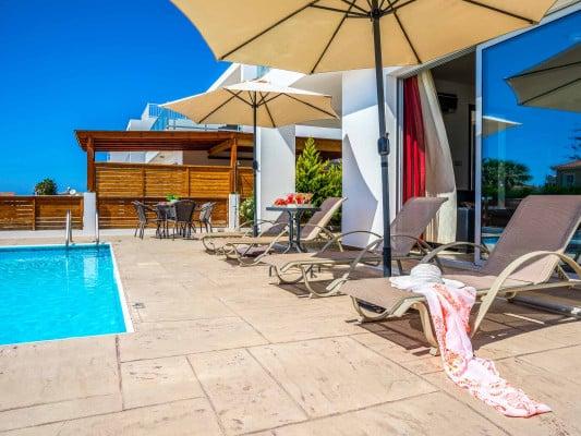 Villa Whit Jasmin Villas In Cyprus