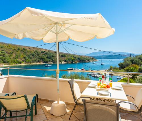 Alexandra beach villa in Corfu