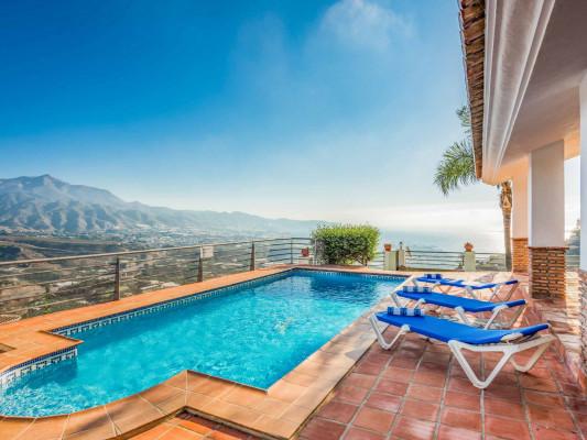 Villa Alcahuey Andalusia villas with pools
