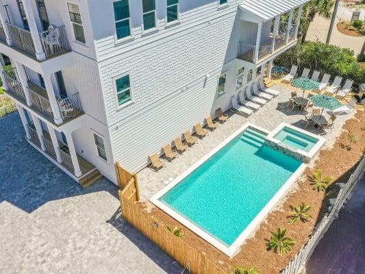Miramar Beach 138 pet friendly vacation rentals in Emerald Coast Florida