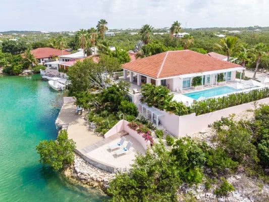 Emerald Waters Providenciales villas near the Conch Festival