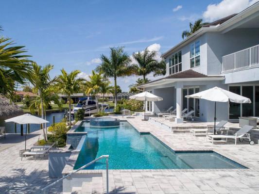 Cape Coral 138 USA rentals with pools