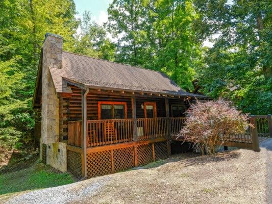 Pigeon Forge 44 romantic cabin rental