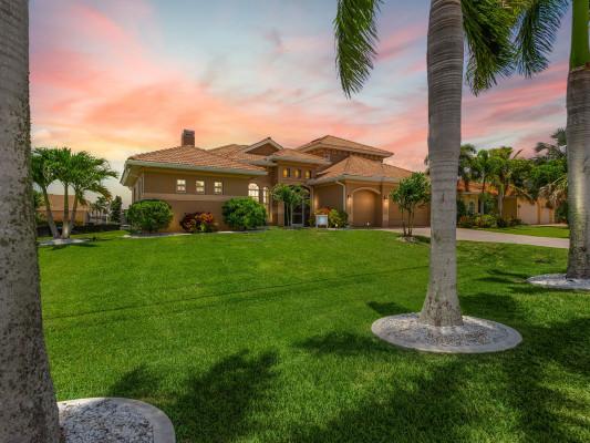 Cape Coral 659 Cape Coral vacation rentals for Red, White, and Boom!