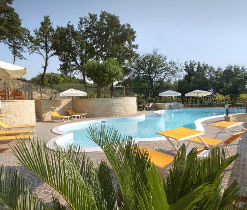Le Fontanelle - villas in Le Marche with pools