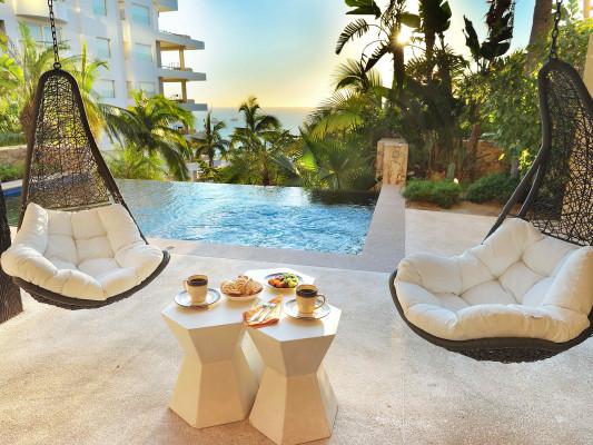 Blue Moon Mexico villas with staff