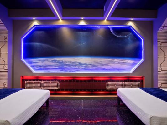 Championsgate 1842 space themed room