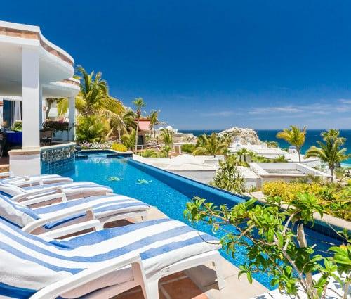 Villa Fiesta Mexico villas with staff