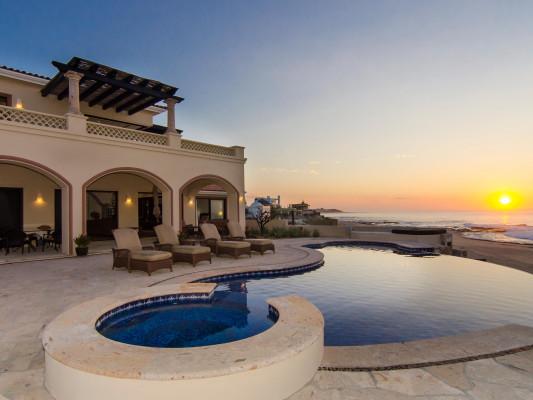 Mexico villas with staff Villa Kash (3-bed)